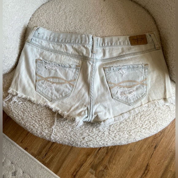 Abercombie and Fitch Denim Shorts | 4 - Picture 5 of 7